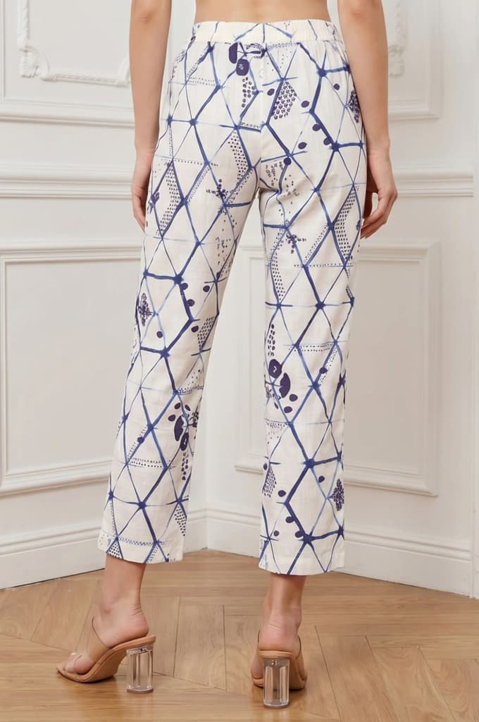 Off White Geometric Printed Pure Cotton Straight Fit Pants — photo 4