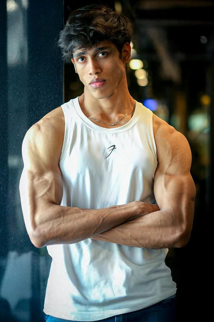 Pulse Running Tank White — S
