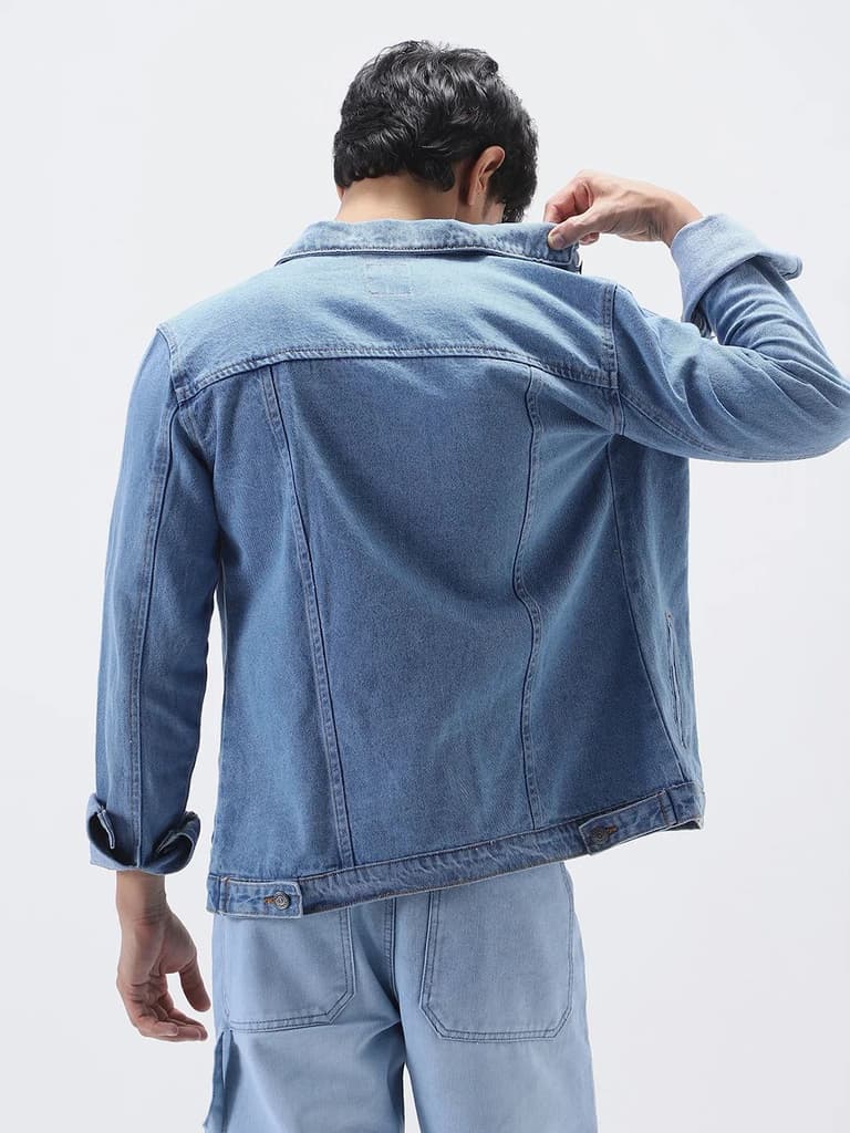Men's Light Blue Solid Regular Fit Washed Full Sleeve Denim Jacket — photo 4