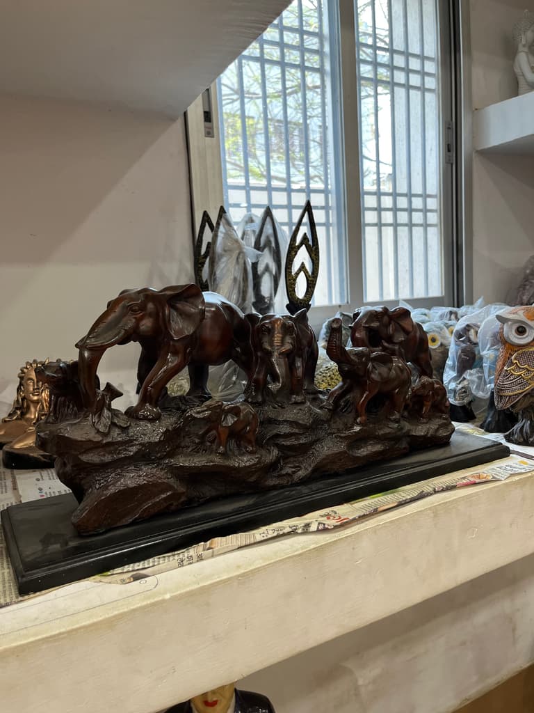 Elephant Figurine | Statue | Wood | Brown