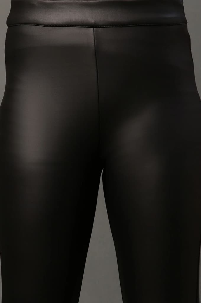 Black Solid Slim Fit Pants With Side Zip — photo 6