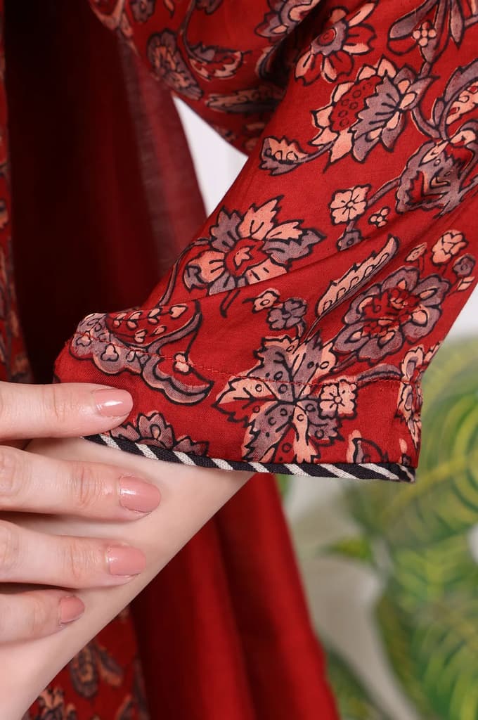 Red Floral Printed Modal Satin Straight Kurta, Pants and Dupatta Set — photo 7