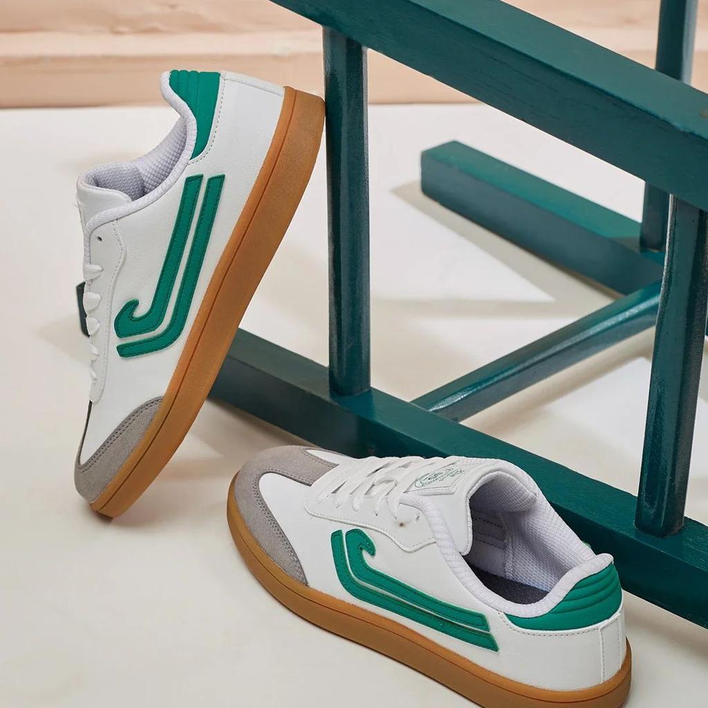 AMBIT White Women's Sneakers