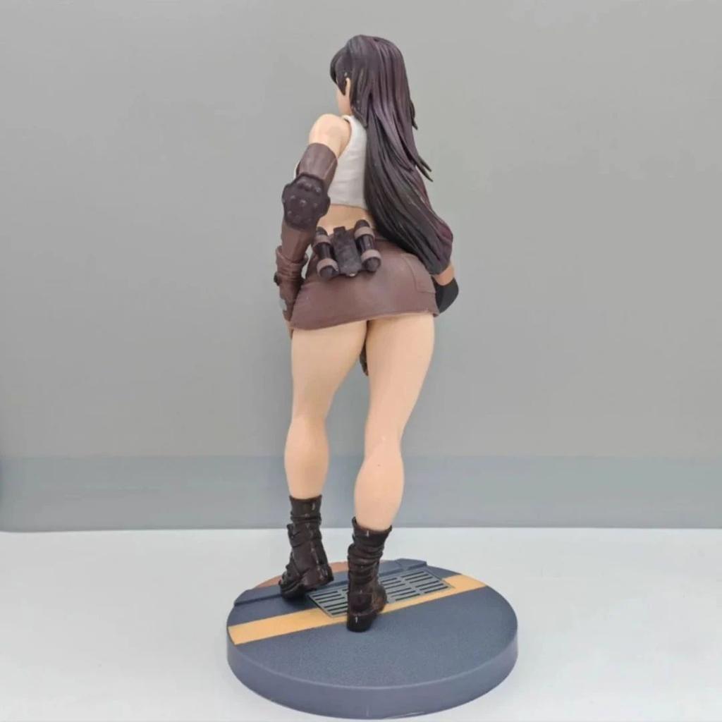Tifa Lockhart Figurine | Final Fantasy VII Inspired Figure — photo 3