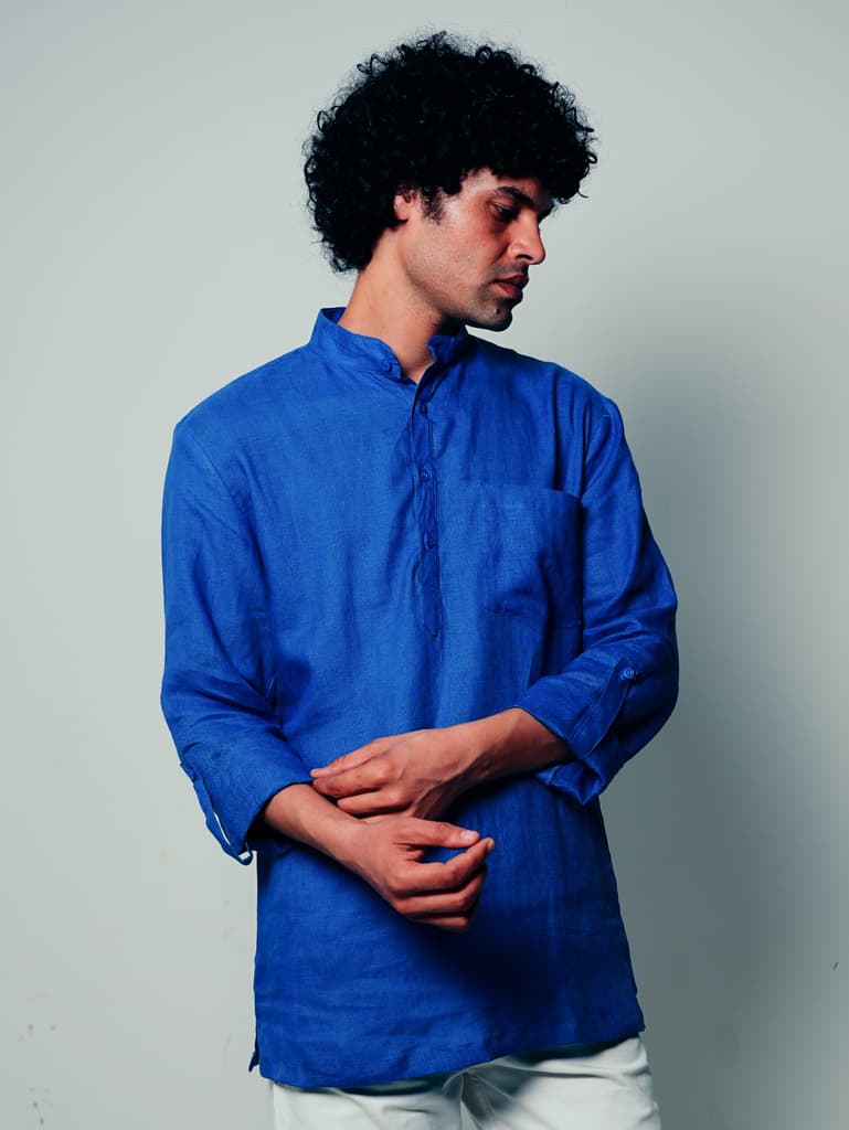 मोर पंखी (Mor Pankhi) - Men Peacock Blue Premium Linen Short Kurta — photo 2