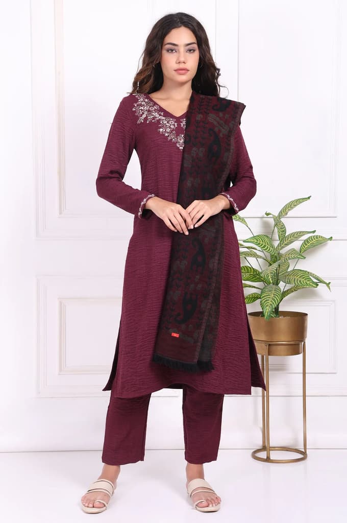 Maroon Embroidered Straight Kurta with Straight Pant and Dupatta Set — photo 2
