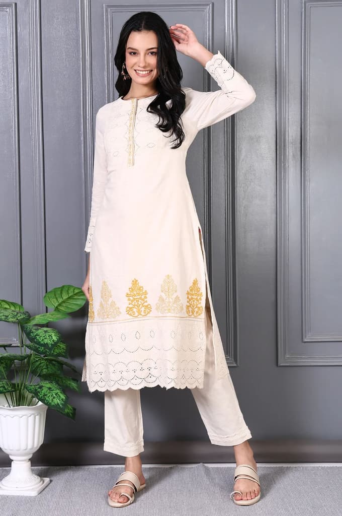 Off White Embroidered Cotton Flax Straight Kurta and Trousers Co-ord Set — XS