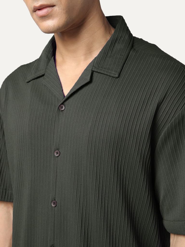 Men's Dark Grey Cotton Half Sleeve Oversized Fit Textured Shirt with Cuban Collar — photo 5