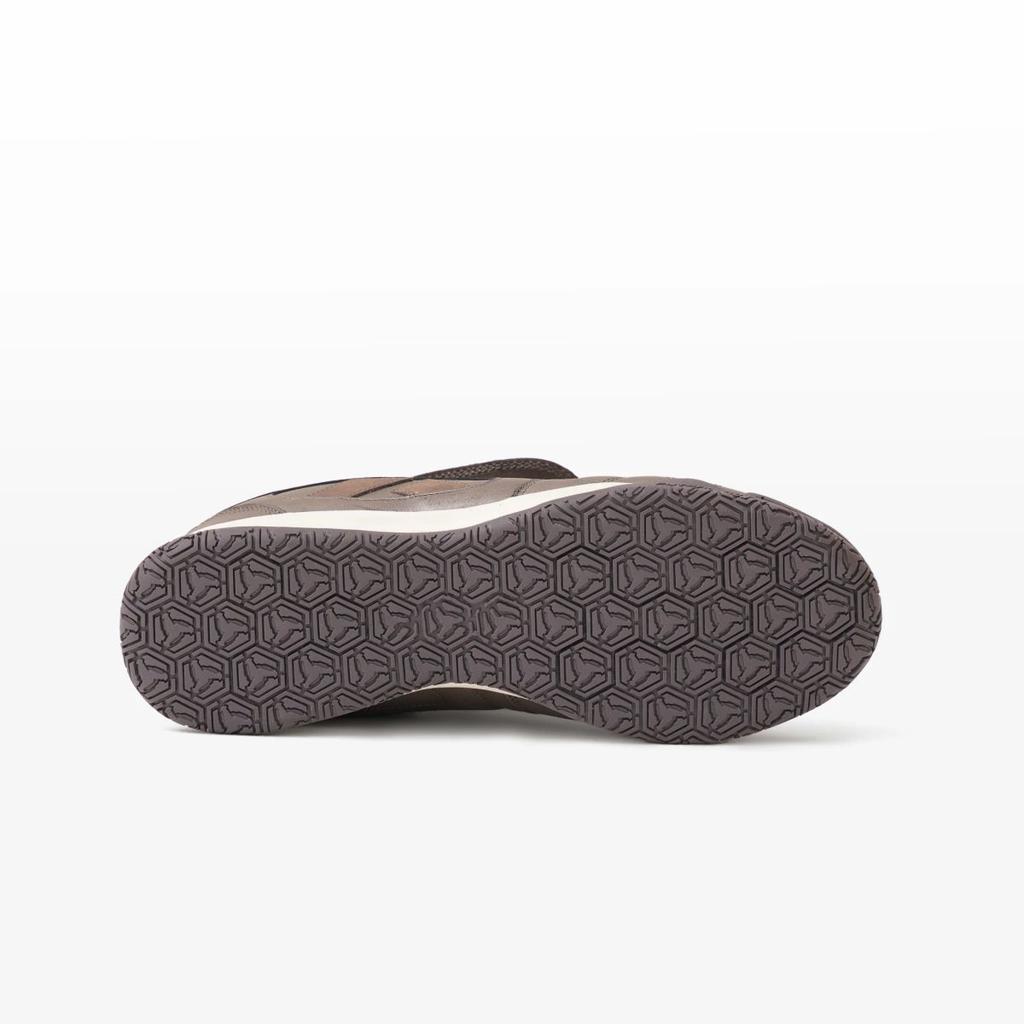 Gully Labs X Nivia - Eleven Crest — photo 4