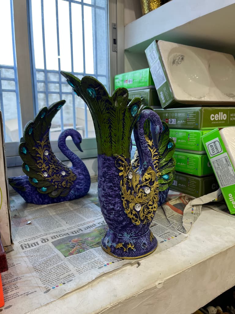 Swan Statue | Decorative | Ceramic | Green and Gold