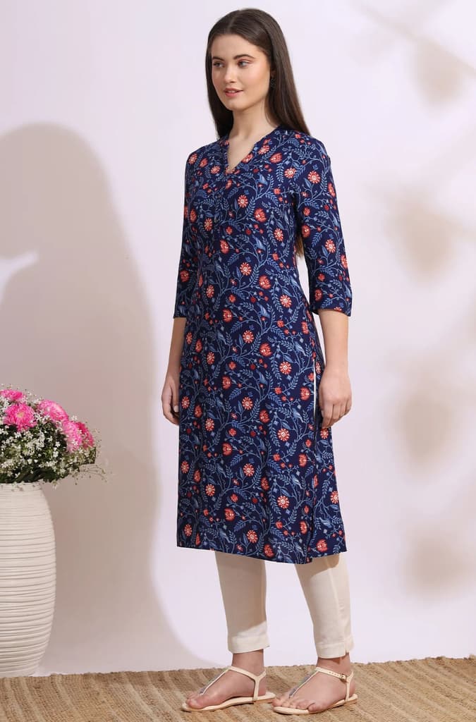 Blue Bold Floral Printed Cotton Cambric Straight Kurta — photo 5
