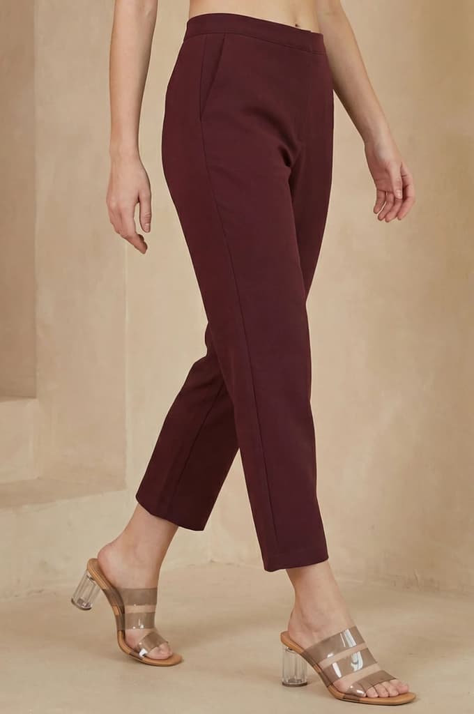 Maroon Solid Rayon Straight Fit Pants — S