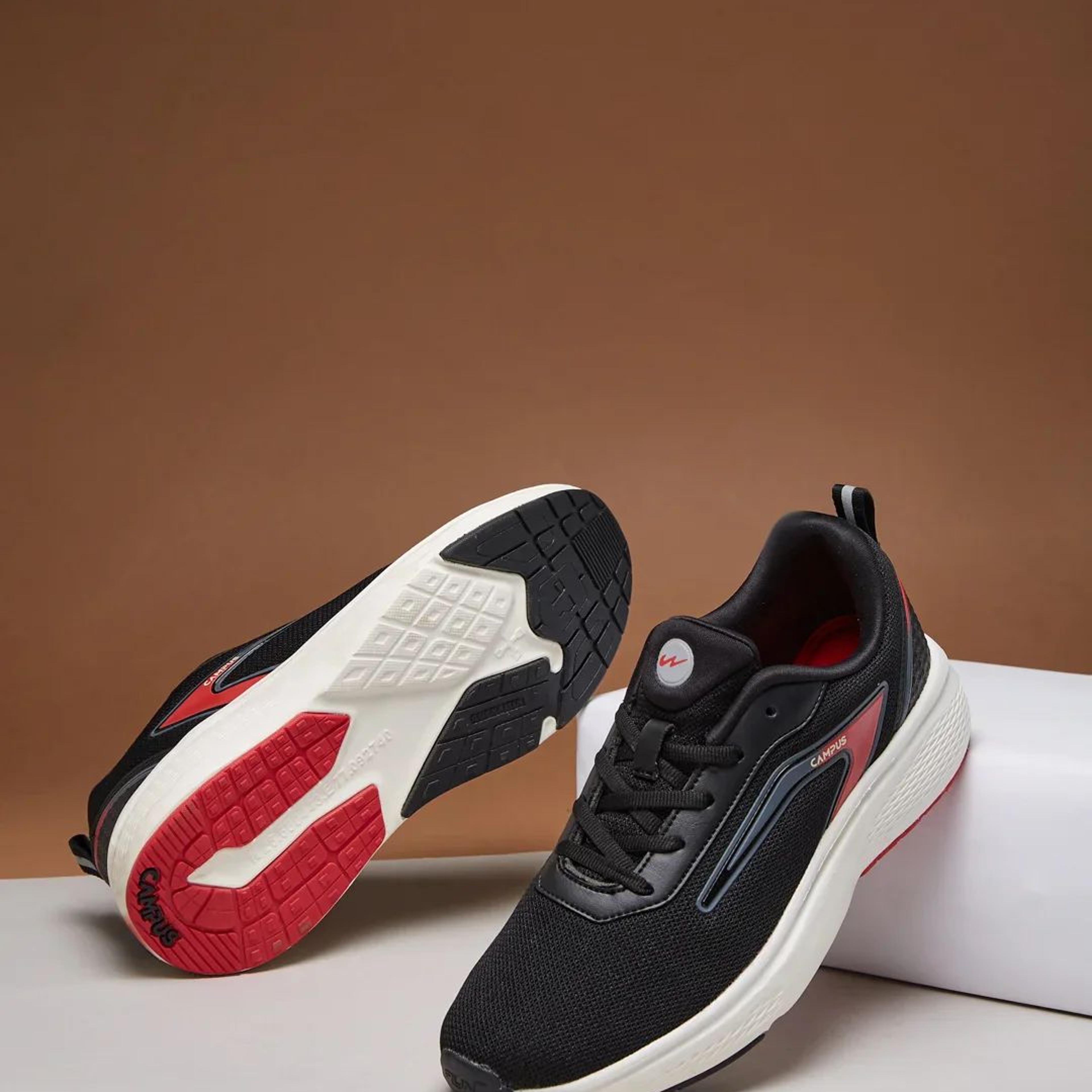 DAXTON Black Men's Running Shoes