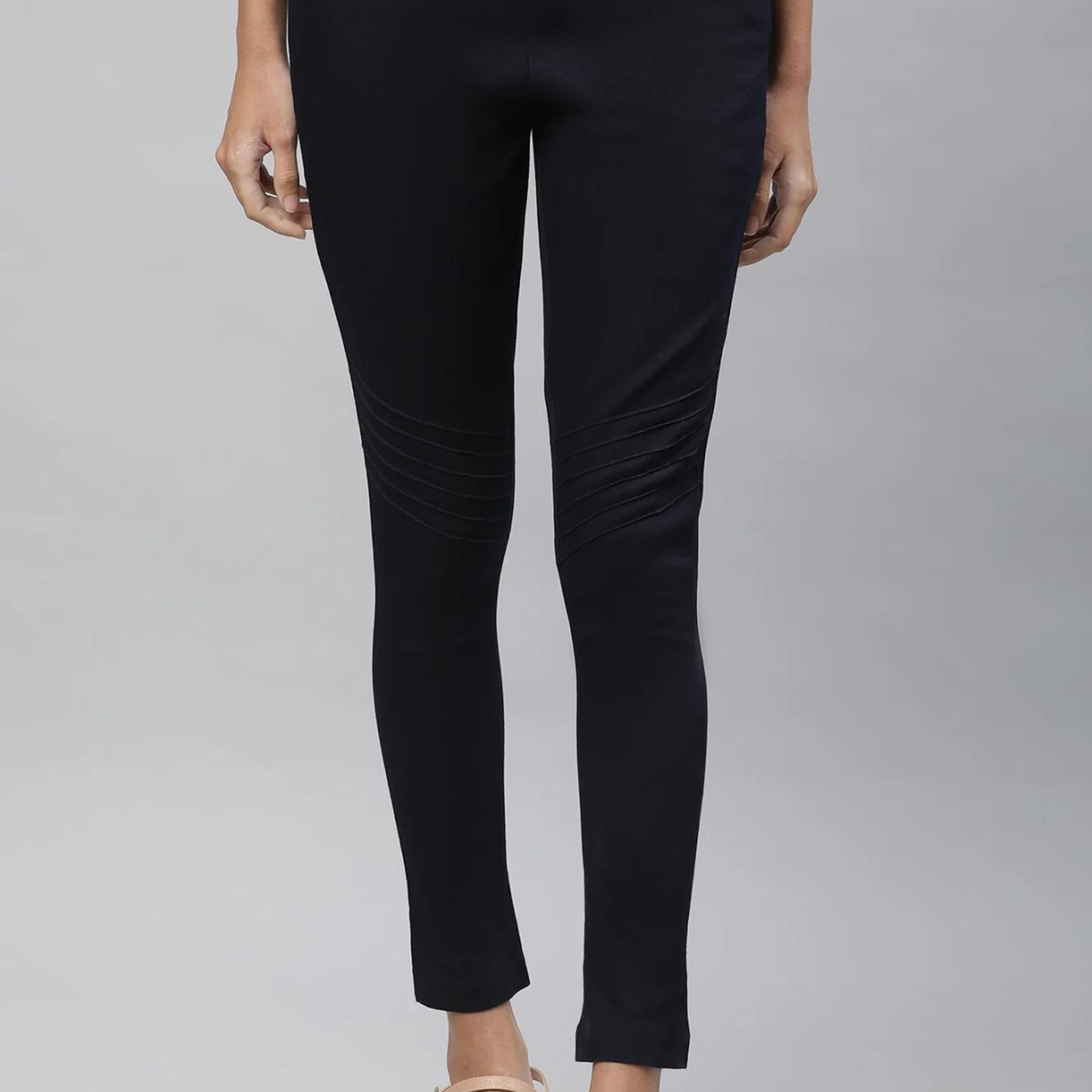 Navy Blue Solid Slim Fit Denim Jeggings With Pintuck Detail