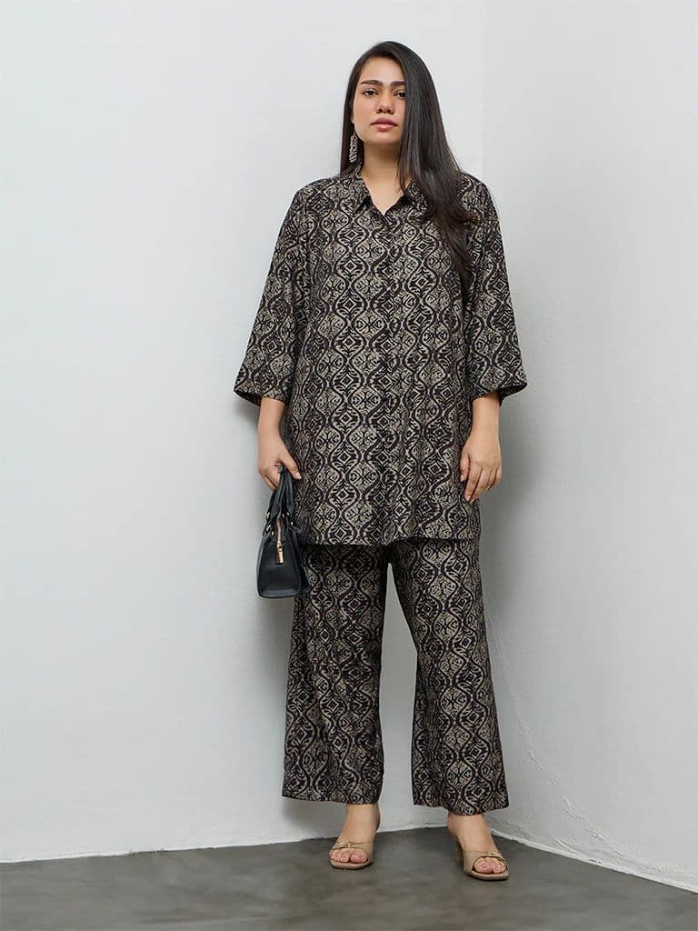 Diza Black Argyle Printed Pants