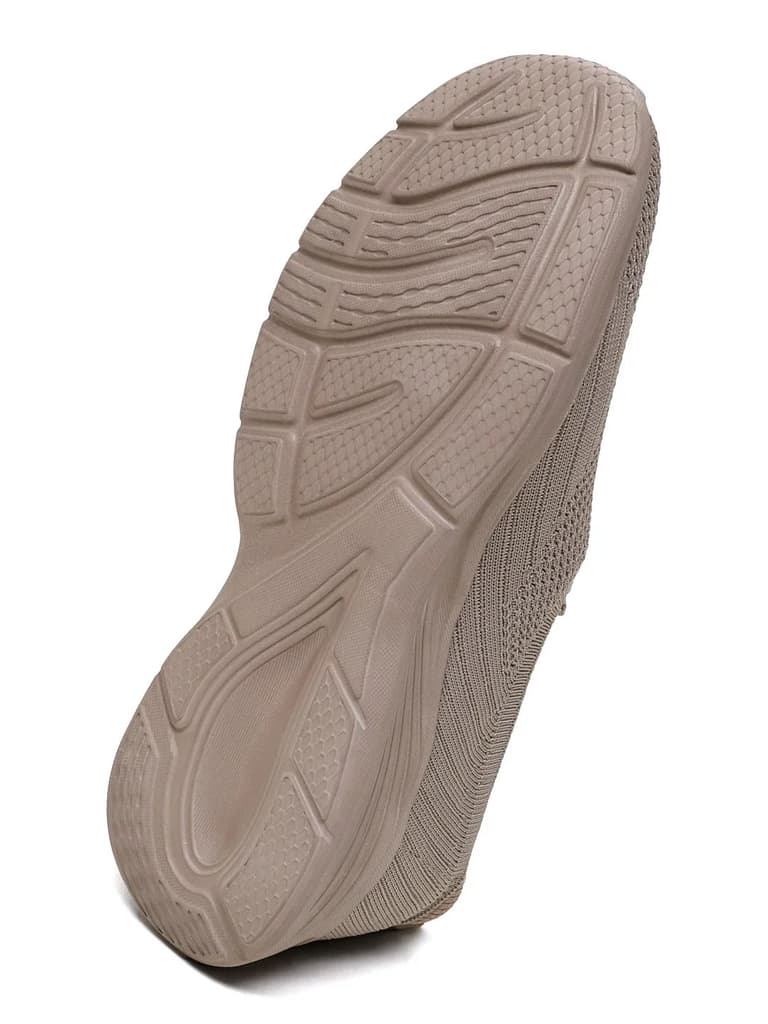 PLUZZ Beige Women's Walking Shoes — photo 4