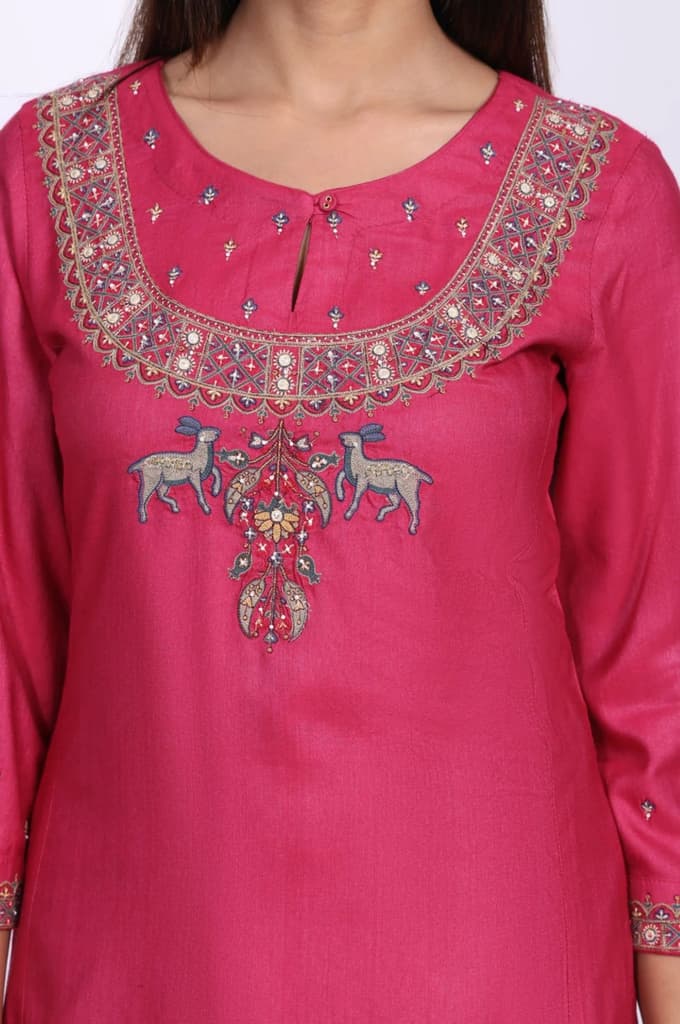 Magenta Mirror Embroidered Tussar Silk Straight Kurta — photo 2