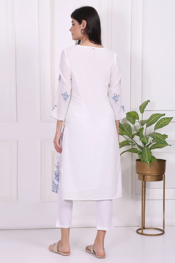 White Floral Printed Thread Embroidered Rayon Straight Kurta — photo 5