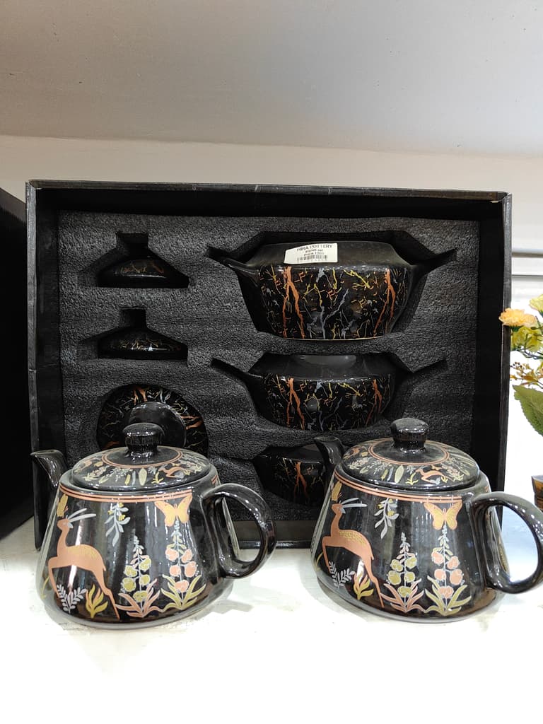 Tea Kettle Set | Ceramic | White | Black