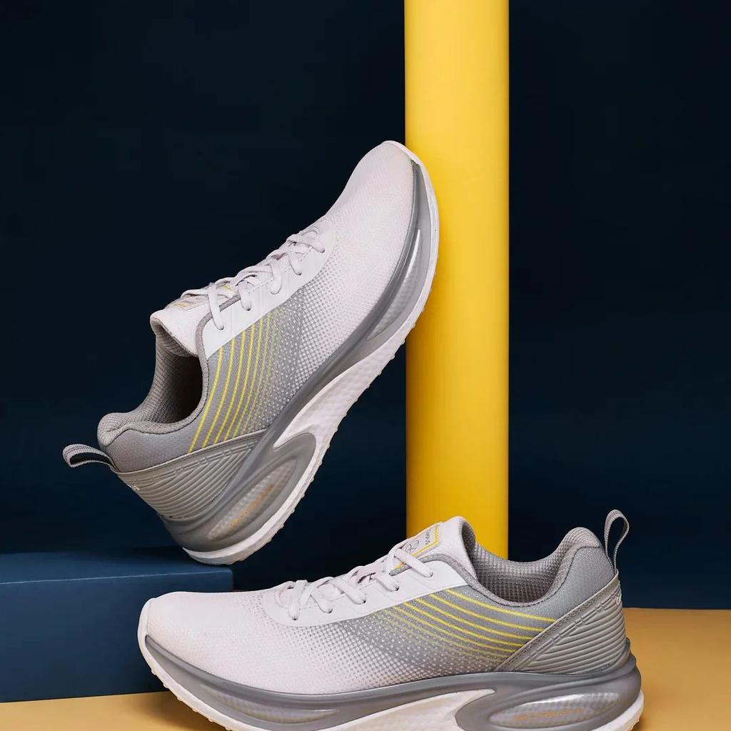 CLASH White Men's Running Shoes