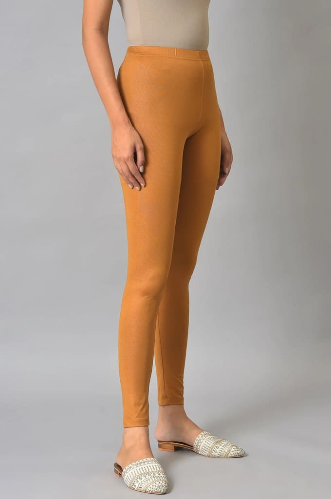 Brown Solid Skinny Fit Tights With Slip On Closure — photo 4
