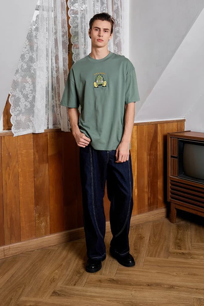 Chill Nugget Green Oversized T-shirt — photo 2