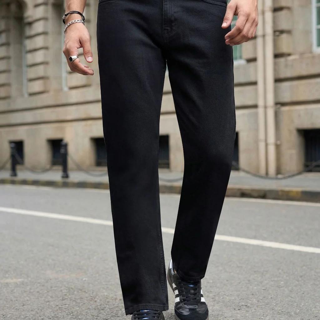 Men's Black Relaxed Fit Washed Denim Jeans Non-Stretchable
