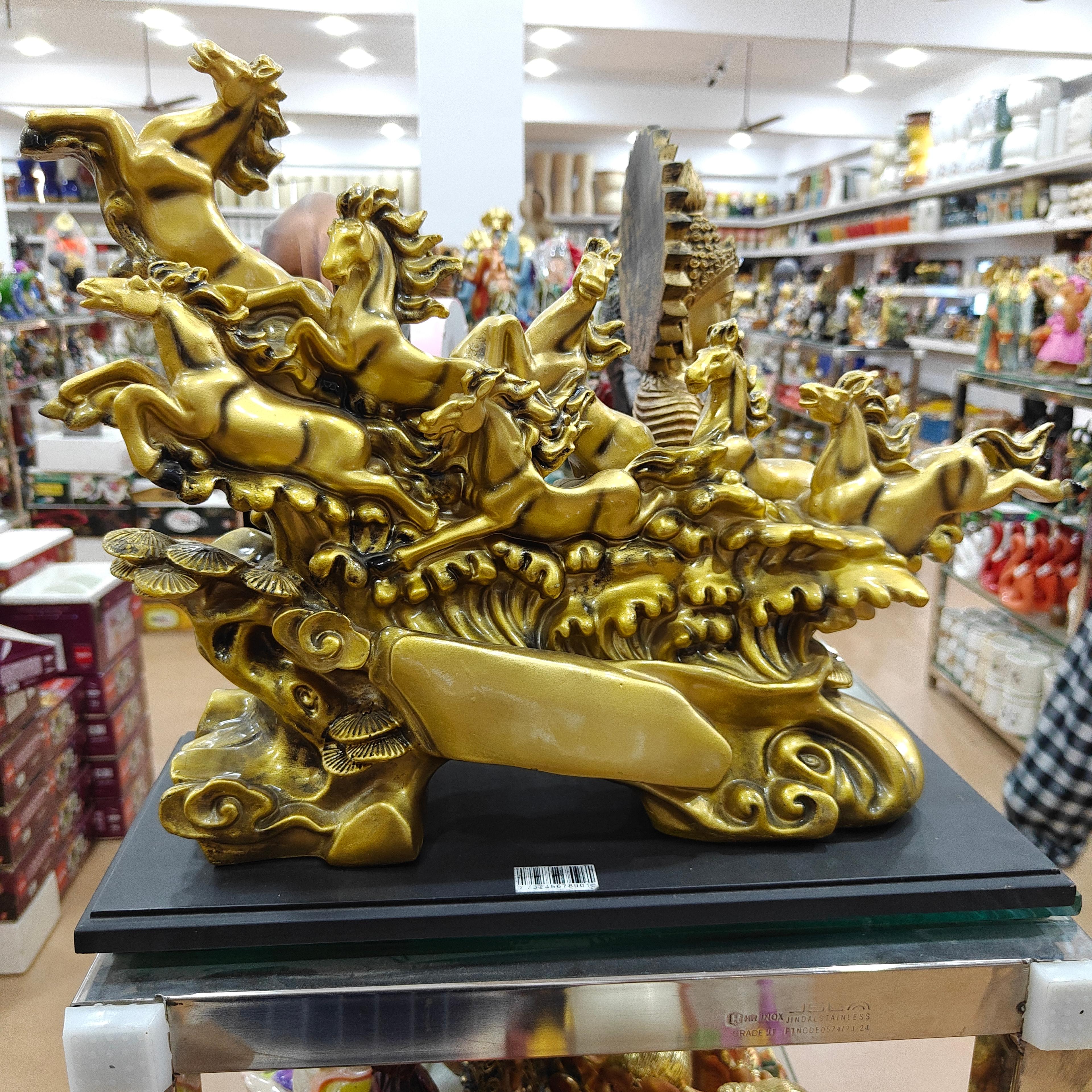Gold Statue of a Woman | Sculpture | Bronze | Decorative