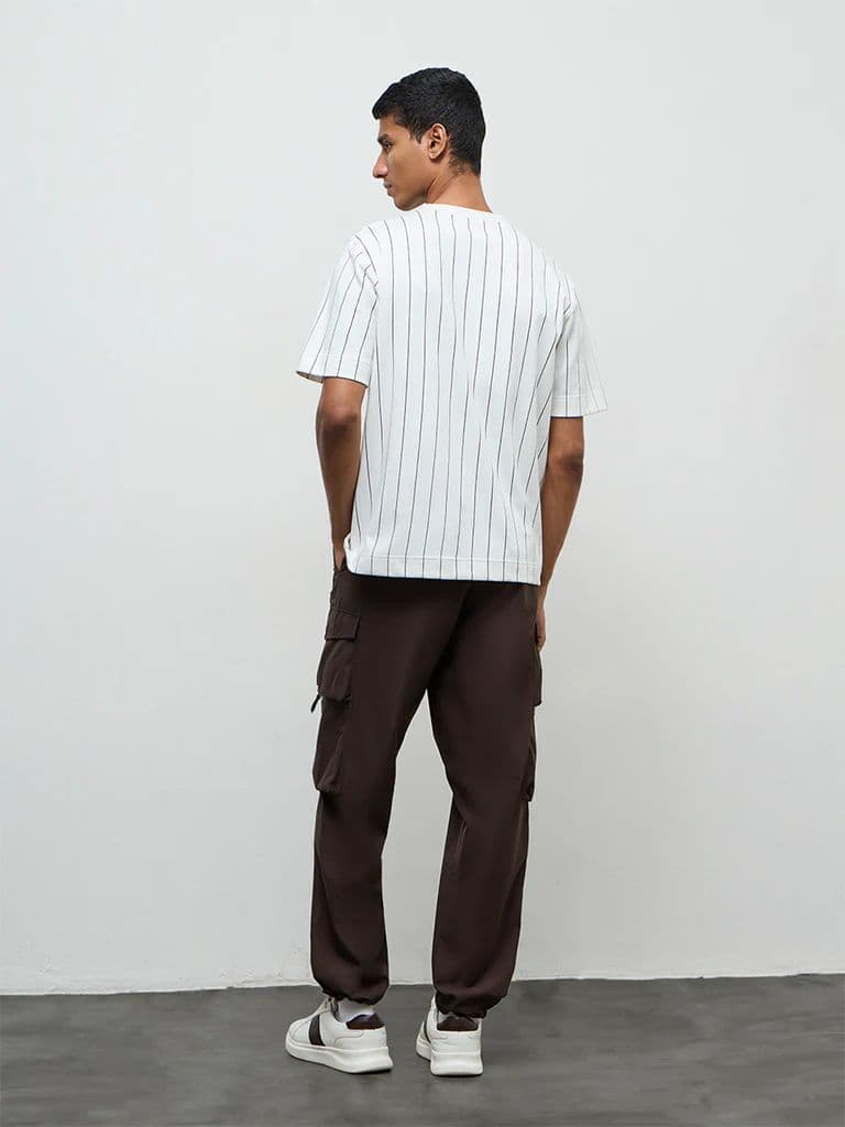 Nuoflexx Dark Brown Relaxed-Fit Mid-Rise Cargo Pants — photo 4