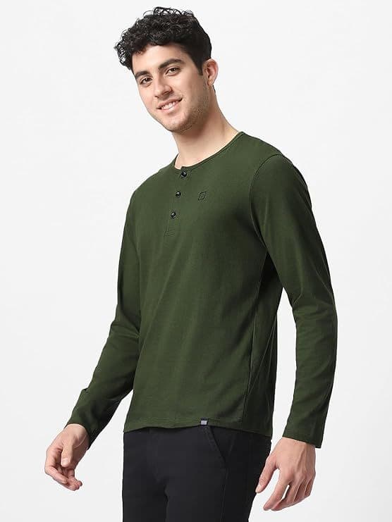 Men's Olive Green Solid Henley Neck Slim Fit Cotton T-Shirt — photo 2