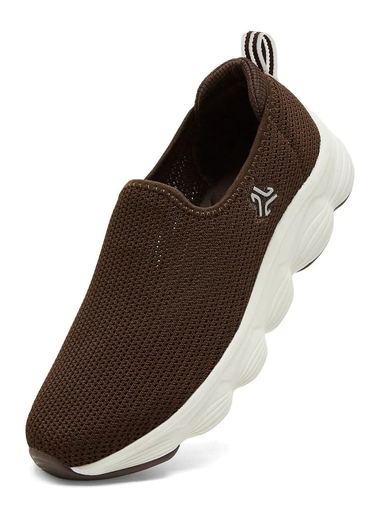 STRIVE Brown Men's Walking Shoes — photo 3