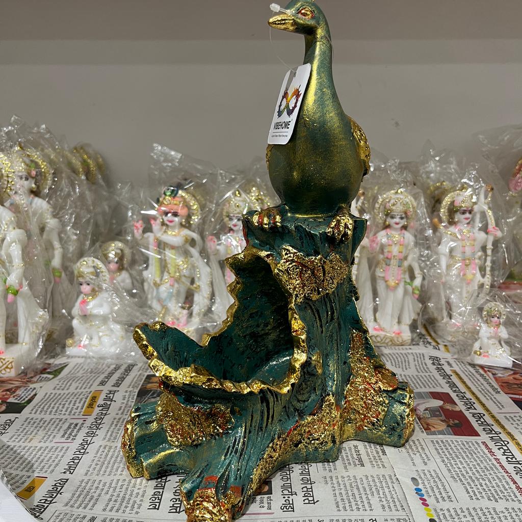 Gold Statue of a Bird | Sculpture | Gold | Gold