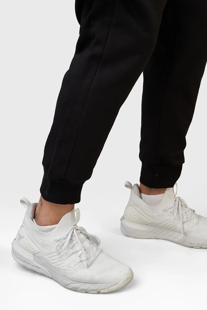 Signature Oversized Joggers Black — photo 5
