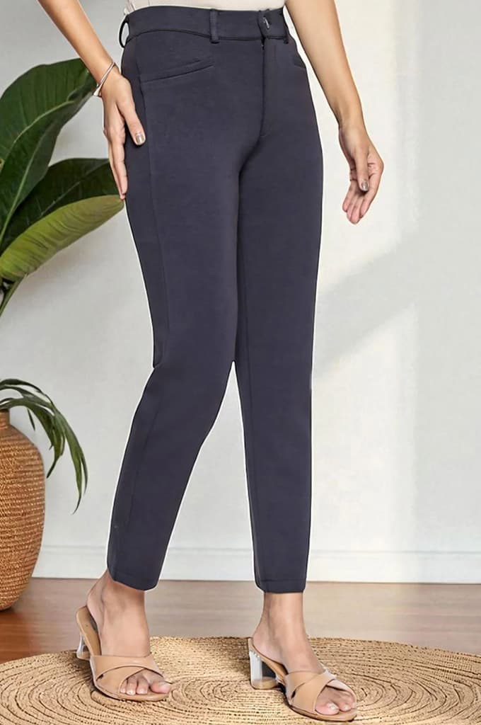 Black Solid Slim fit Trousers in Ankle Length — photo 6