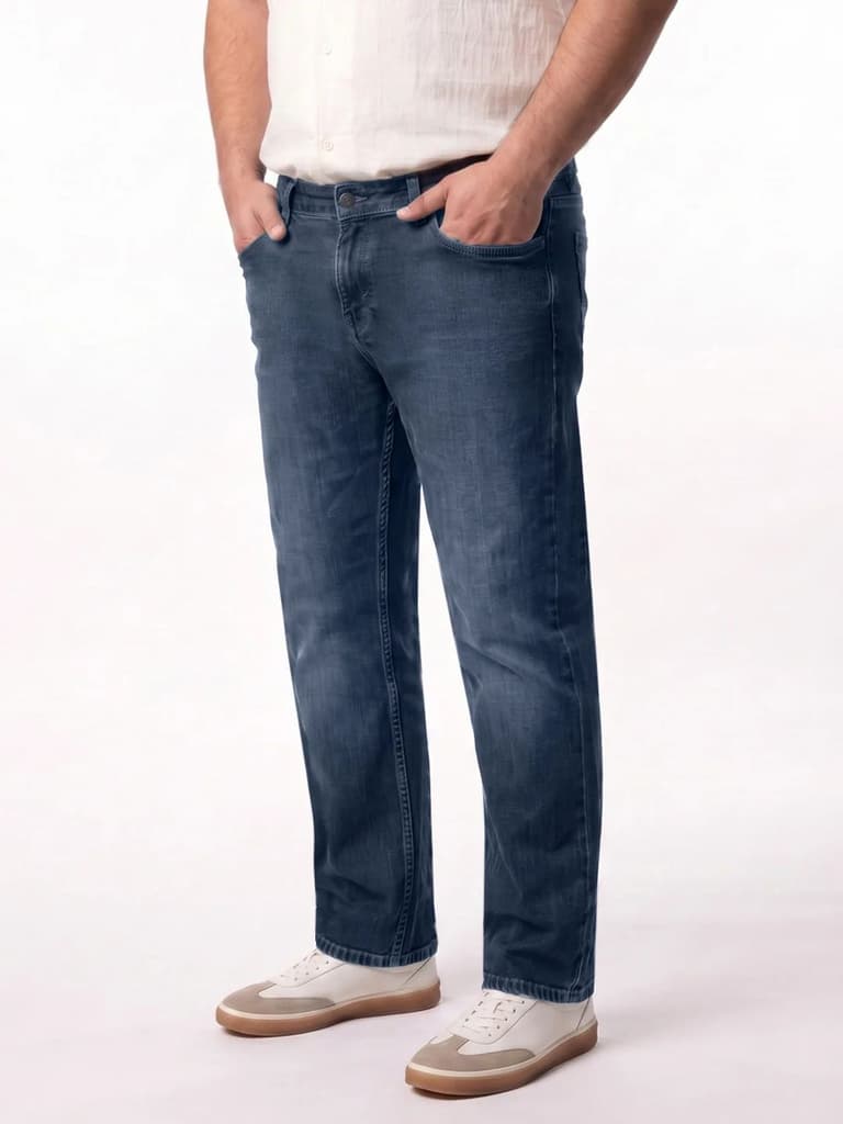 Plus Men's Dark Blue Relaxed Fit Washed Denim Jeans Non-Stretchable — photo 2
