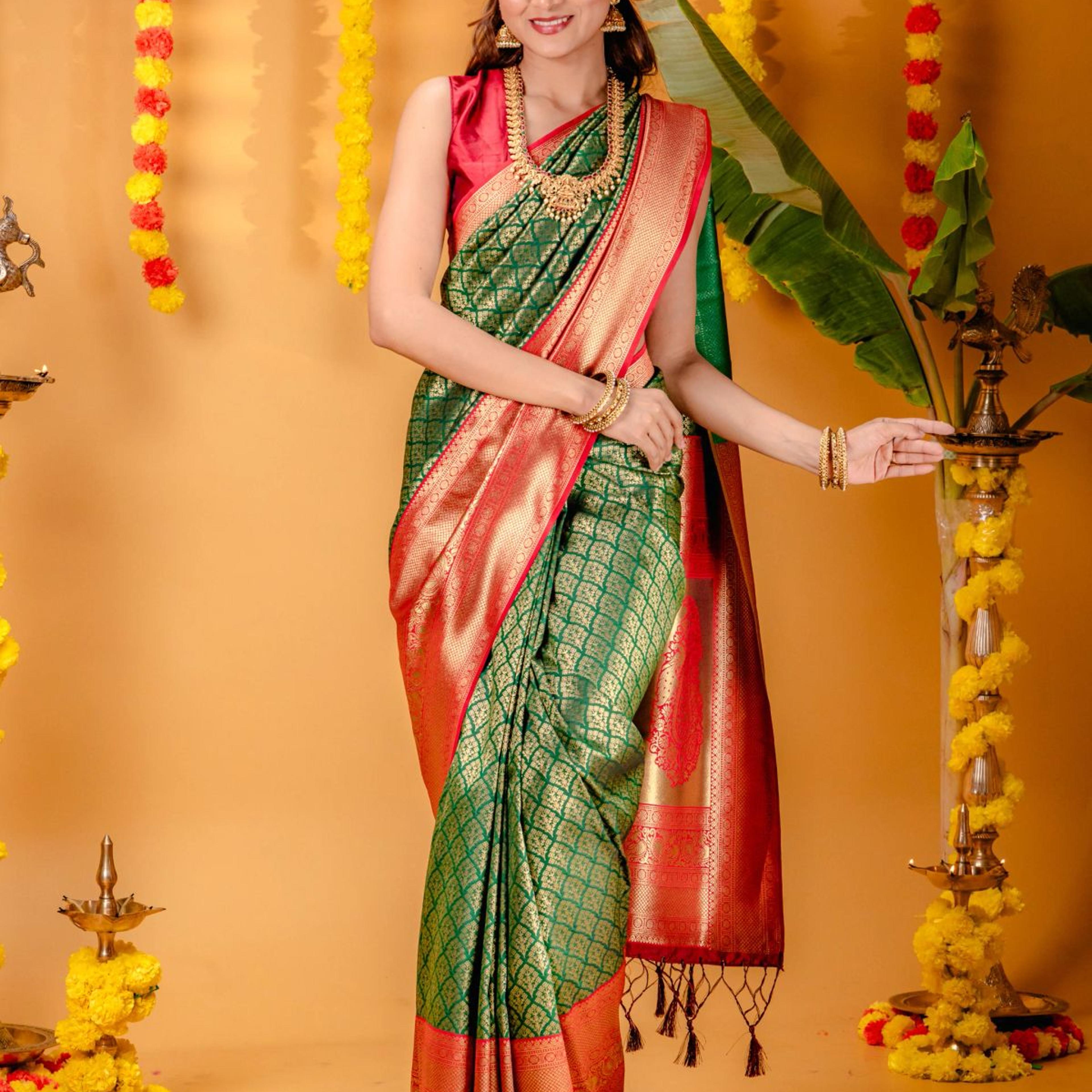 Mimosa Women's Woven Design Kanjivaram Style Art Silk Saree With Blouse Piece : SA00001609GRNFREE