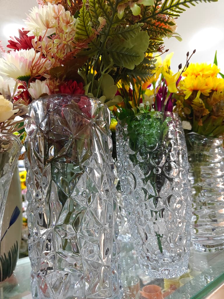 Clear Vase with Flowers | Glass | Decorative | Clear
