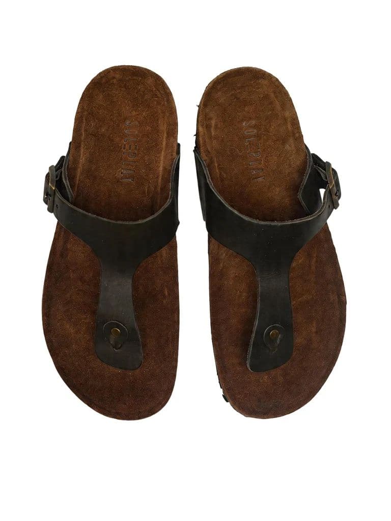 SOLEPLAY Olive Buckle-Detailed Thong Strap Sandals — photo 3