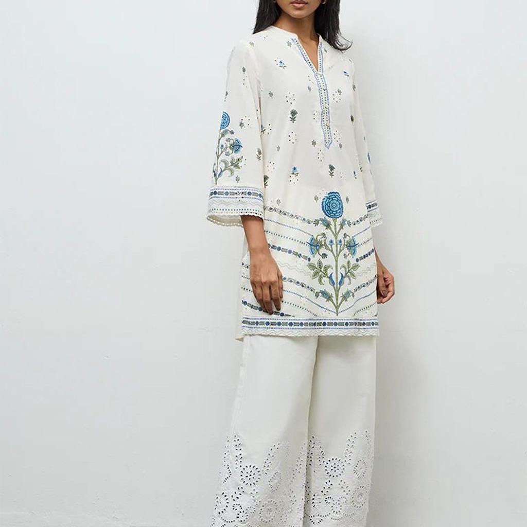 Utsa Off-White Floral Printed Cotton Kurti