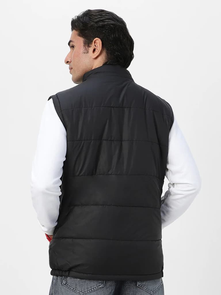 Men's Black Sleeveless Zippered Puffer Jacket — photo 3