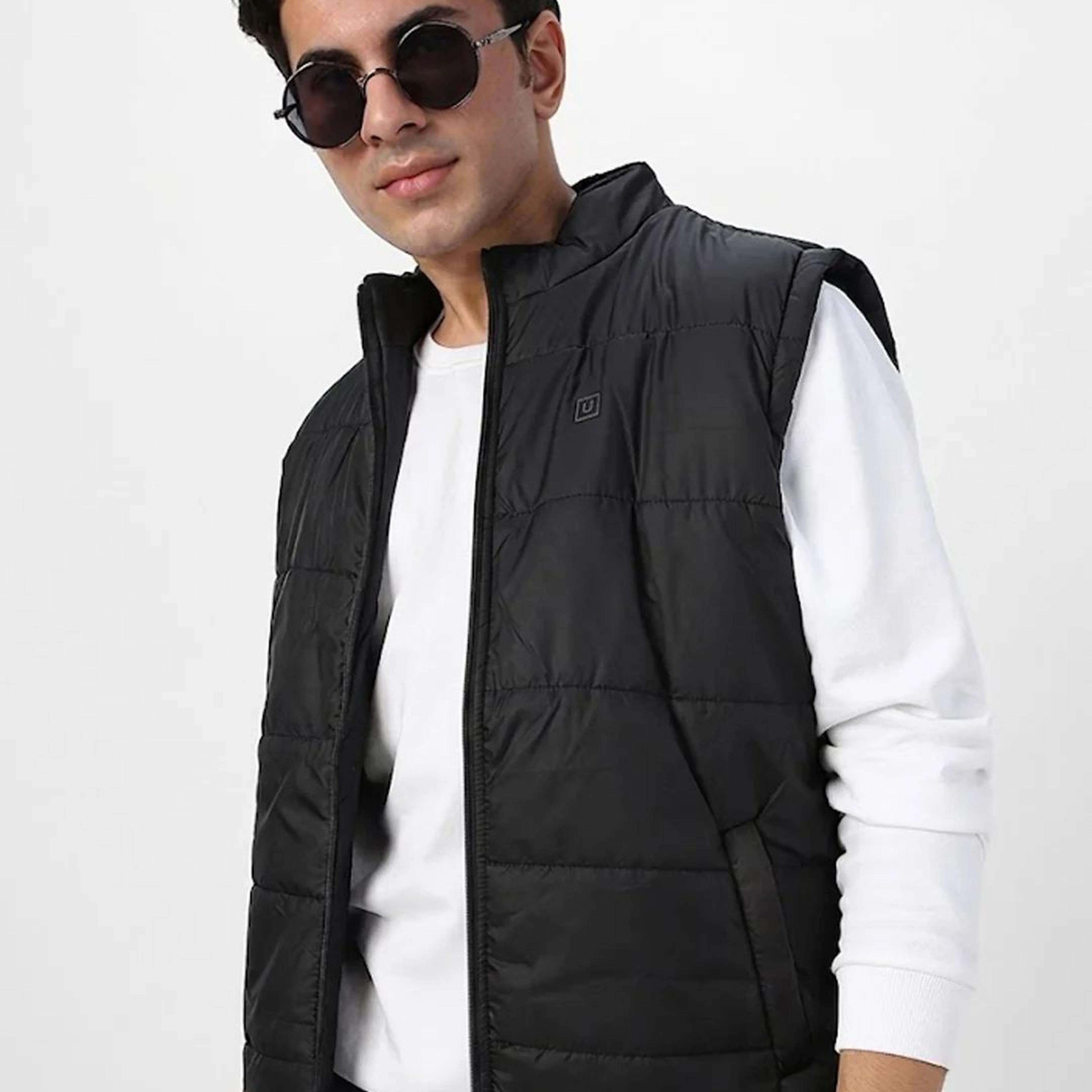 Men's Black Sleeveless Zippered Puffer Jacket
