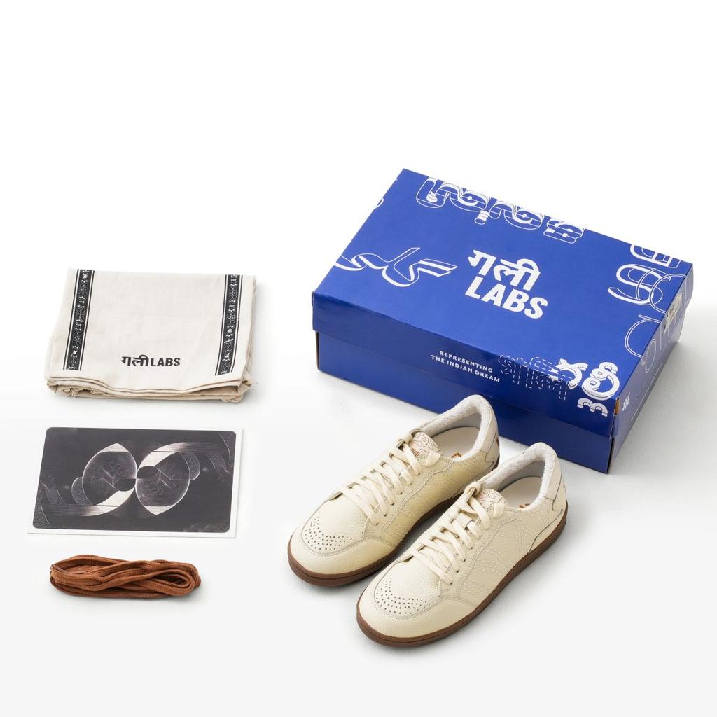 Gully Number 001 - DVAITA Calico White for Women — photo 8