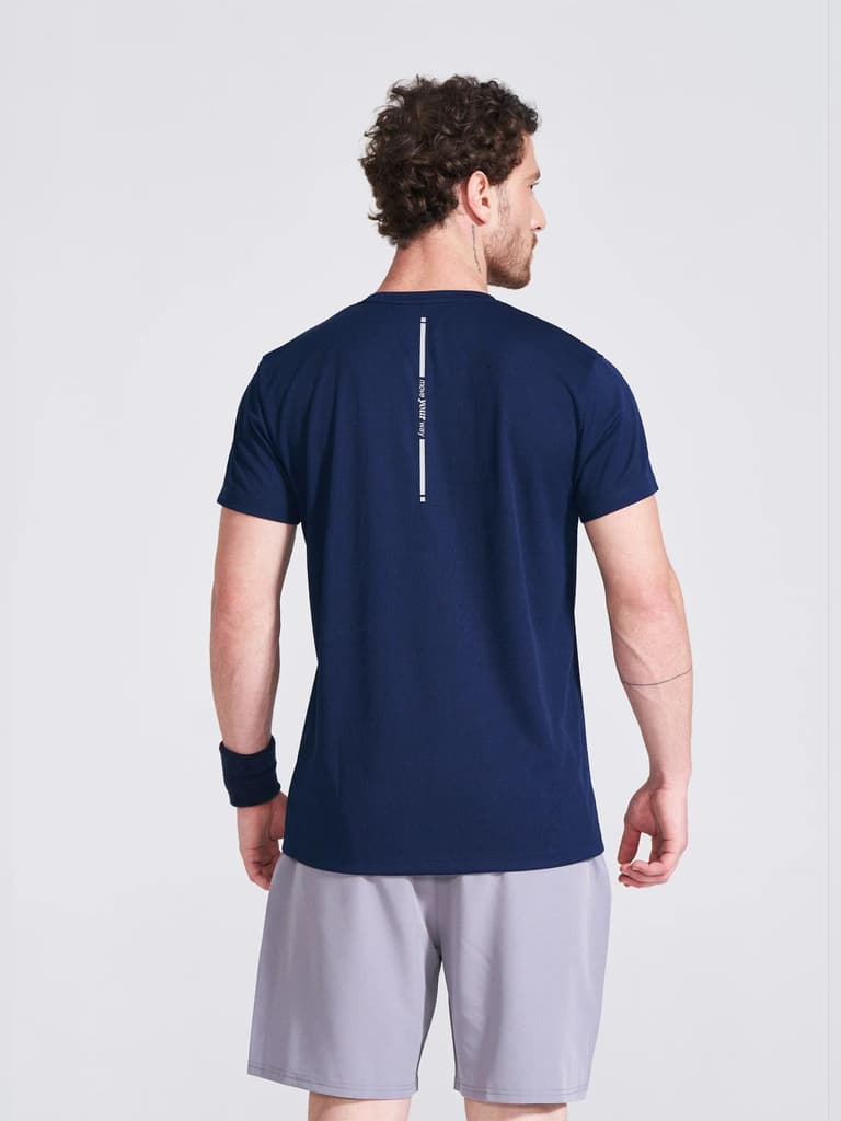 Men's Navy Solid Round Neck T-Shirt — photo 4