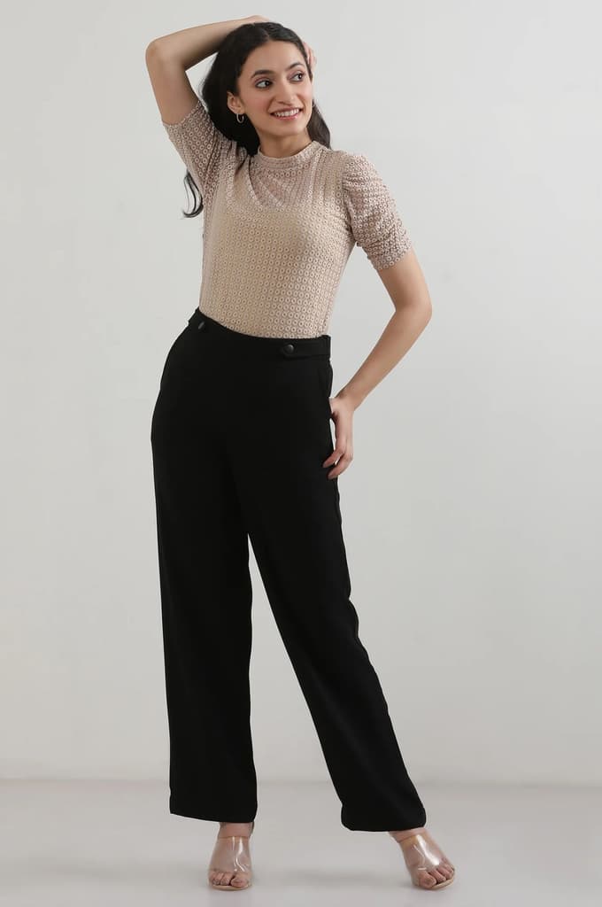 Black Solid Straight Fit Woven Pants With Zipper Closure — photo 2
