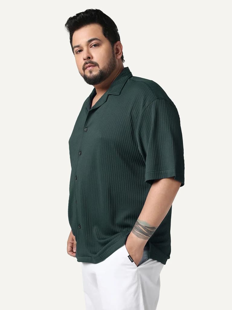 Plus Men's Dark Green Cotton Half Sleeve Oversized Fit Textured Shirt with Cuban Collar — photo 2