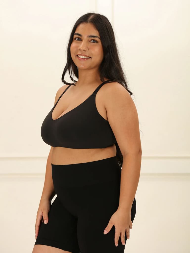 Crossover Bralette - Non-Padded Seamless Balconette Bra with V-Neck Design — photo 6