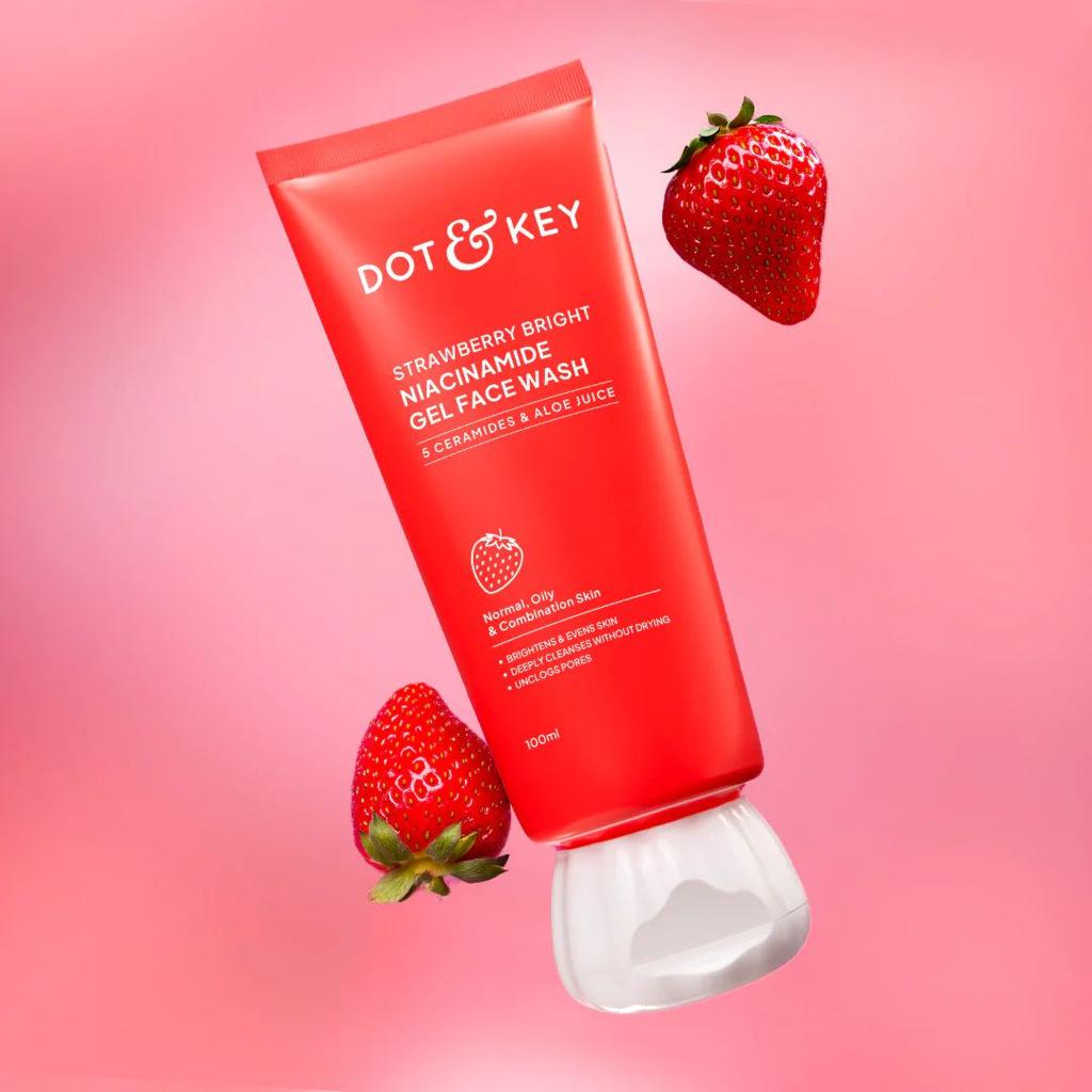 Strawberry Bright Niacinamide Gel Face Wash — 100ml