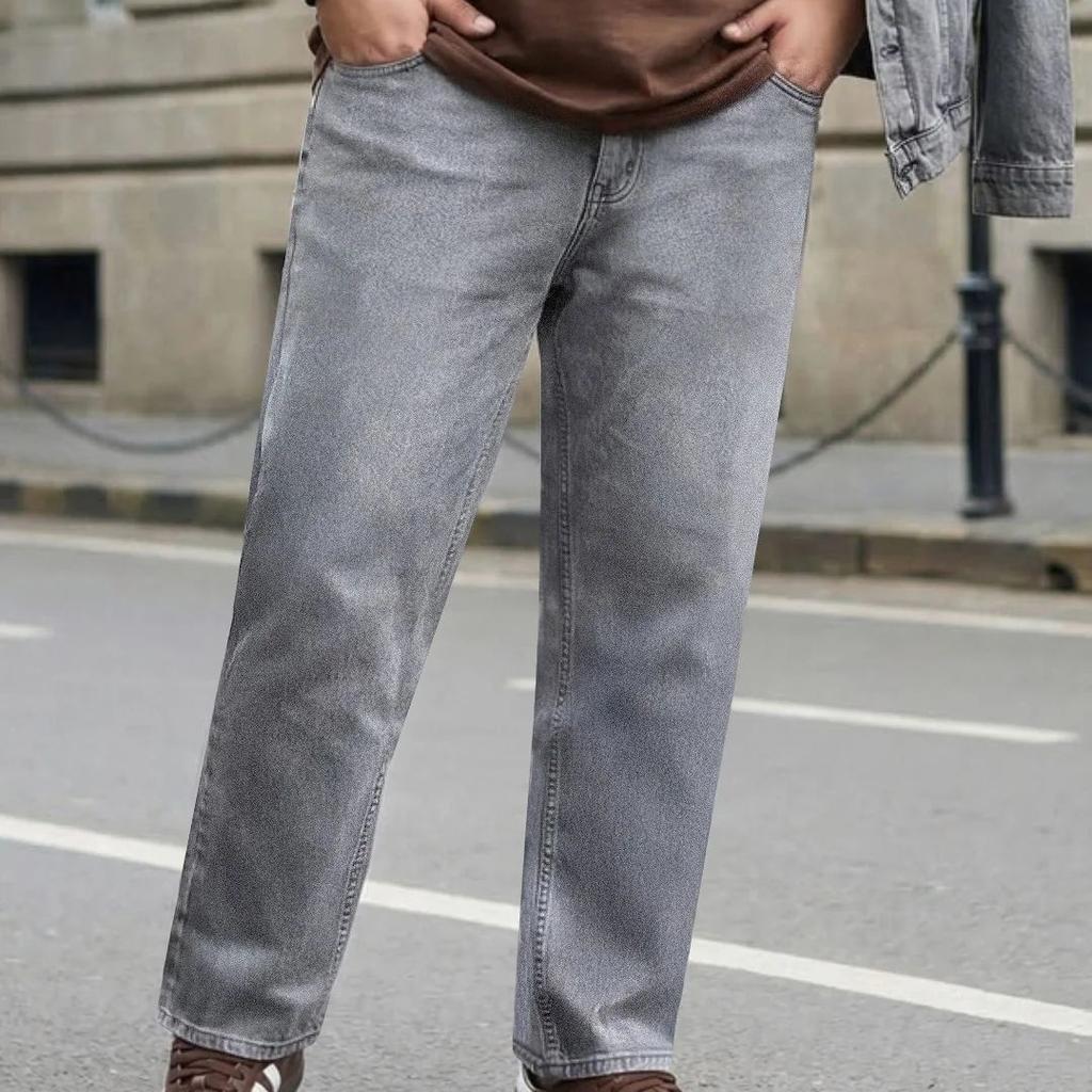 Plus Men's Ice Grey Relaxed Fit Washed Denim Jeans Non-Stretchable