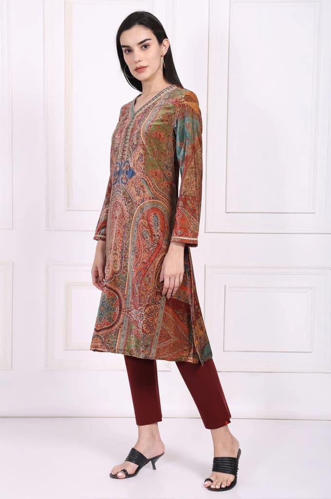 Maroon Paisley Embellished Straight Kurta — photo 4