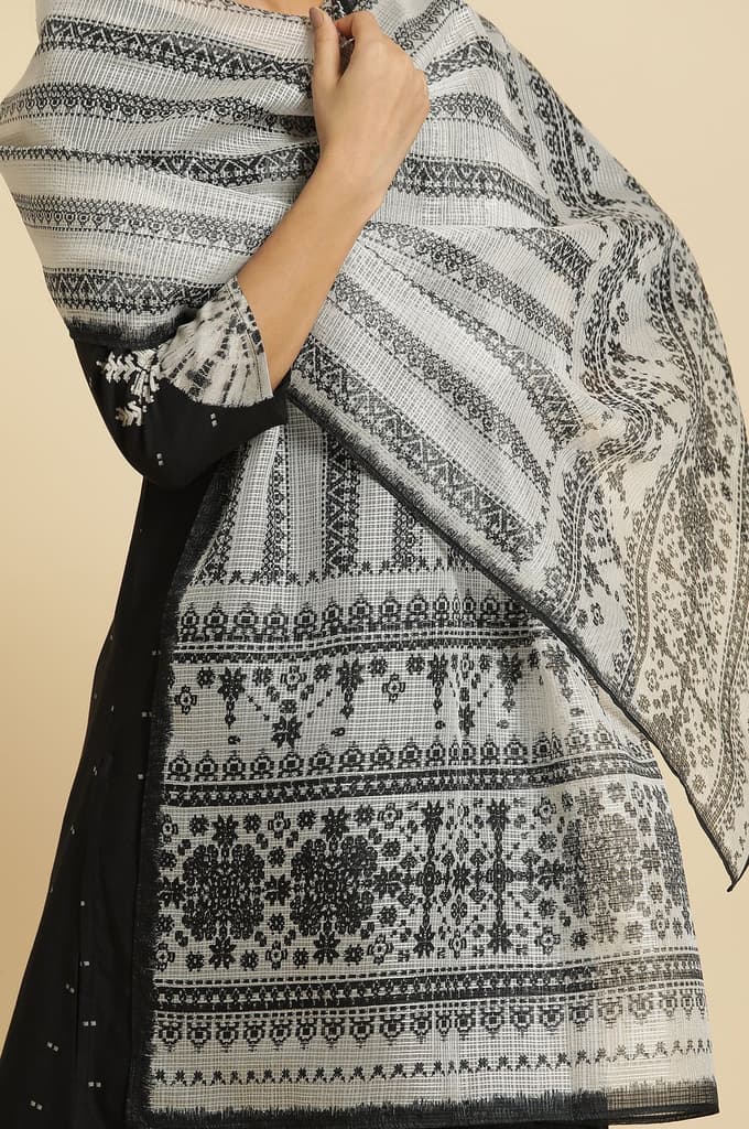 Off-White & Black Kota Printed Dupatta — photo 5